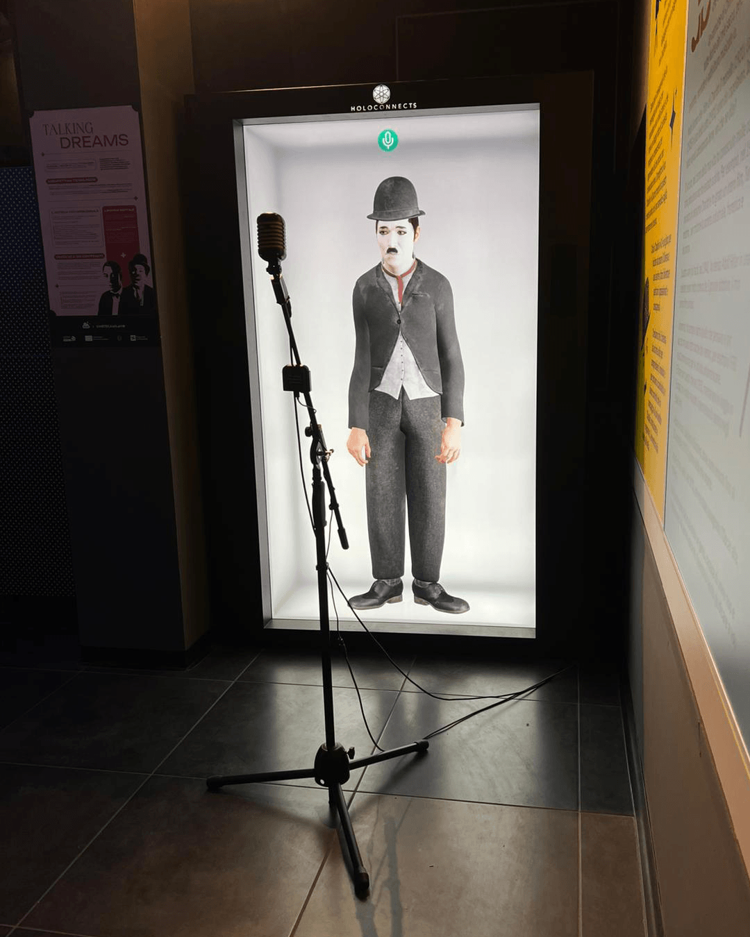 A tu per tu con Charlie Chaplin Cineteca Milano. Sistema avanzato di intelligenza artificiale e sviluppo applicazioni 3D progettato e realizzato da DkR srl